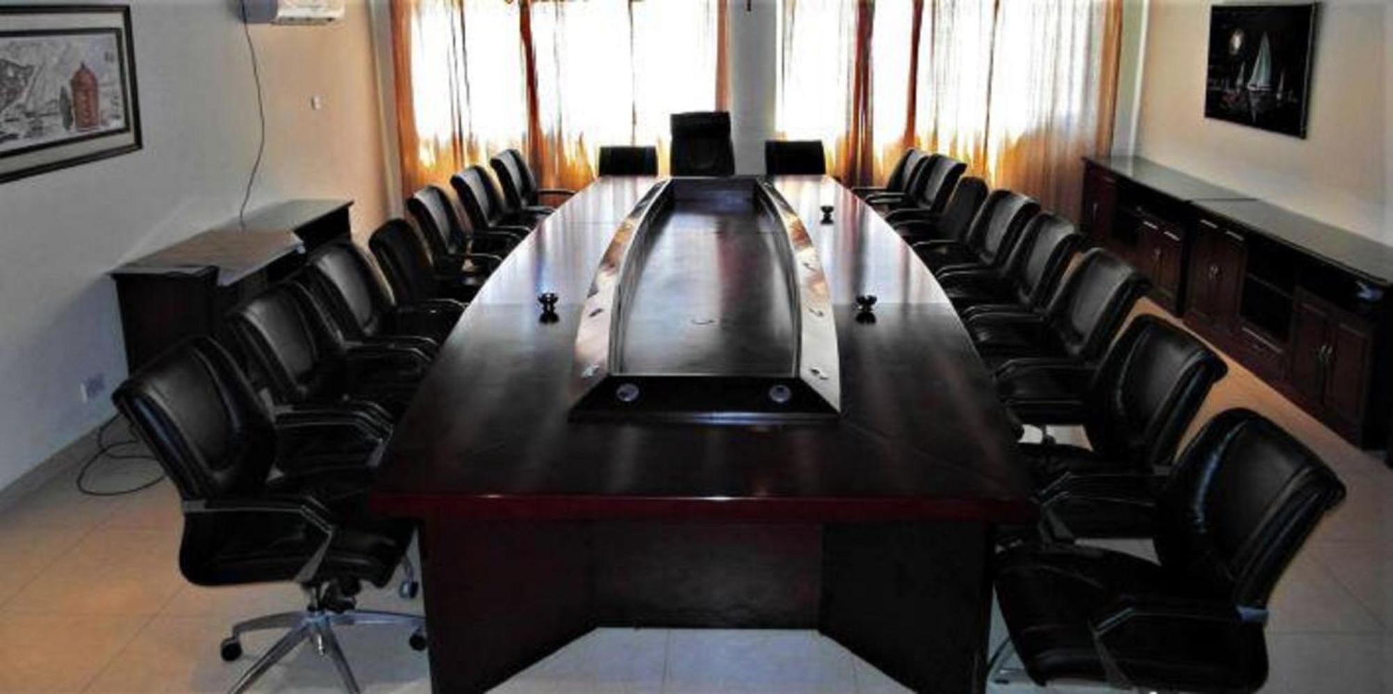 Sai Rock Beach Hotel & Spa Bamburi Bagian luar foto