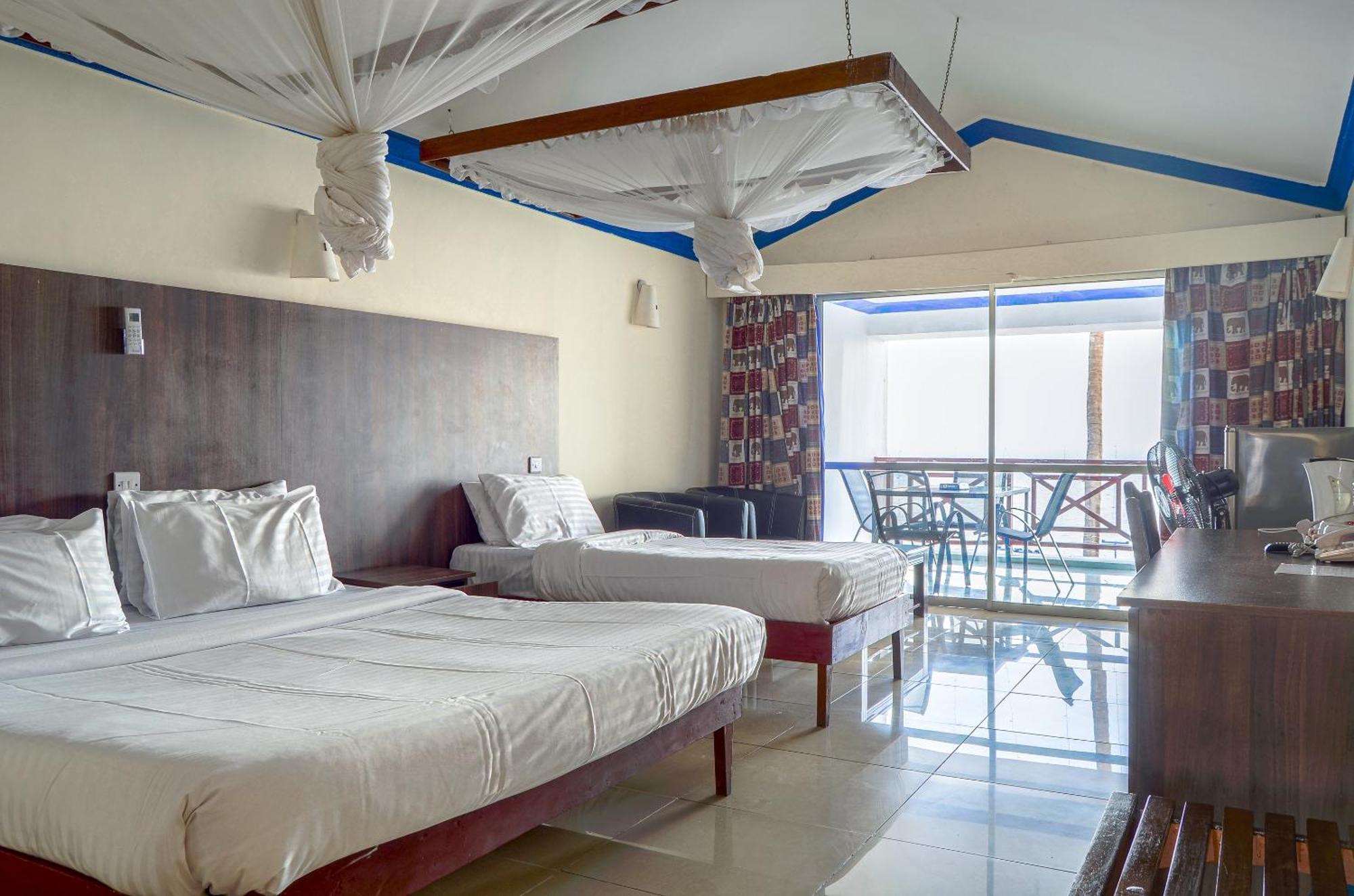 Sai Rock Beach Hotel & Spa Bamburi Bagian luar foto